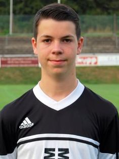 Leon Thees