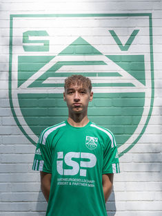 Lukas Steves