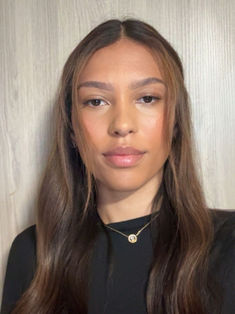 Charlice Zoe Schmöller