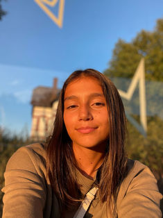 Zainab Lavinkhyl