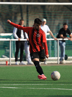 Emirhan Özer
