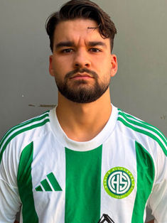 Emirhan Özer