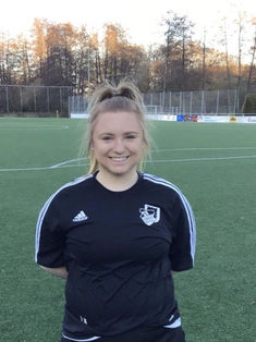 Laura Konstanczak