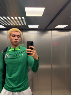 Kimi Osaeyetin Krause