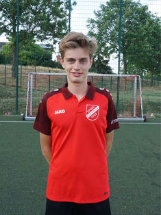 Nevio Holeczek