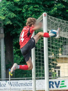 Fabian Schneidenbach