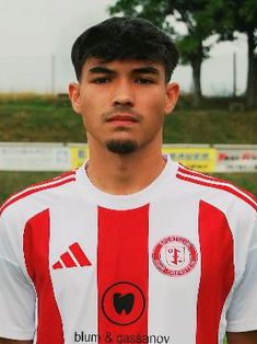 Julian Martin Somnuek Steinbach