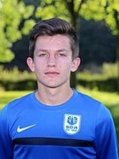 Kacper Krzeszowski