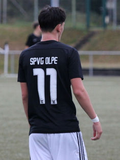 Jiyan Lee Kut