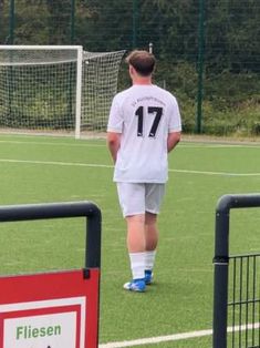 Leon Jerome Füchtenschnieder