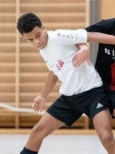 Avatar Bild für Samuel Ogbewi