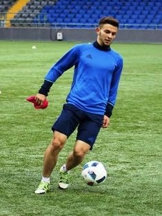 Vitaliy Kalmykov