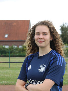 Kira Schnitzer