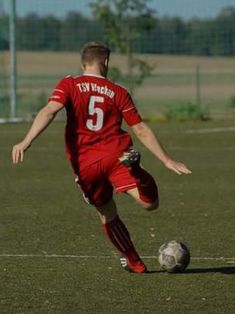Tom Kühne