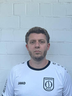 Jannik Hellebrandt