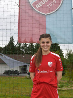 Lena Bolender