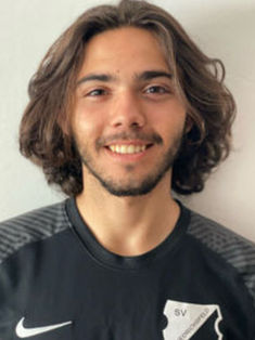 Armando Zhejani