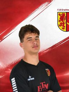 Dejan Bauer