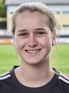 Leonie Becker