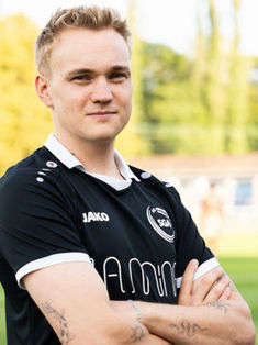 Finn Adam