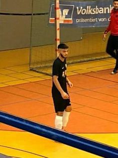 Ylli Abazaj