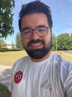 Enes Akay