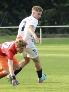 Yannik Adrian Hartmaring