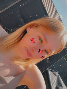Lenja Hoffmann