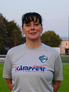 Kathleen Henze